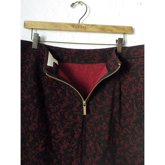 Michael Kors Red with Black Lace Pencil Skirt Classic Women size XL Stretch Zip - Picture 8 of 11